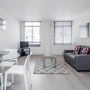 Roomspace Serviced - River House , Londres Royaume-Uni