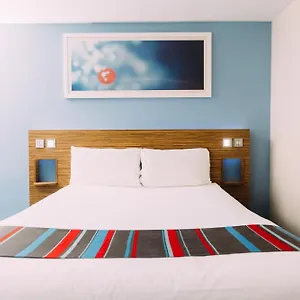 *** Отель Travelodge Великобритания