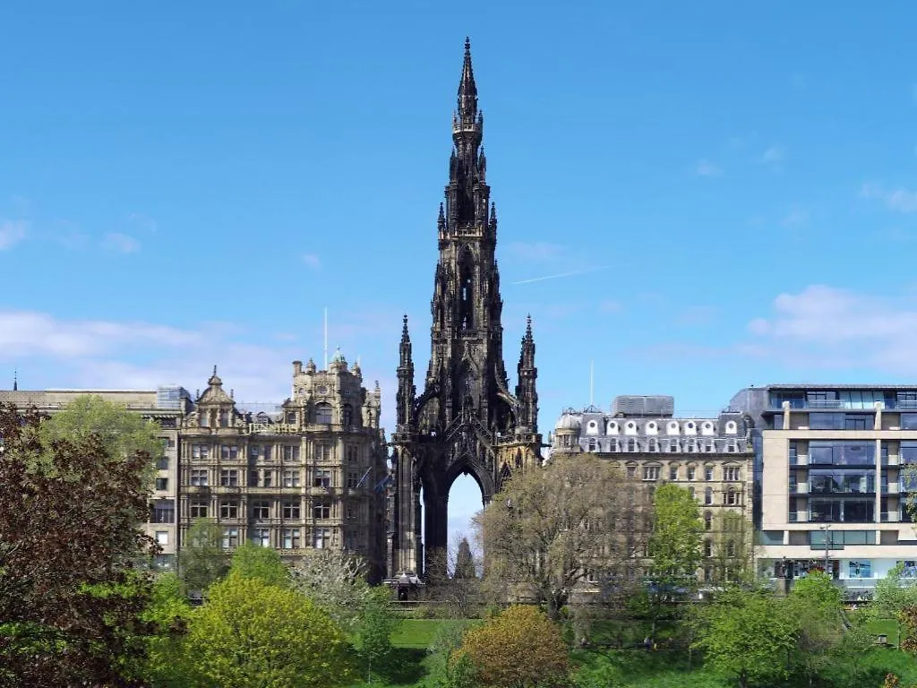 Hotel Travelodge Edinburgh Central Queen Street